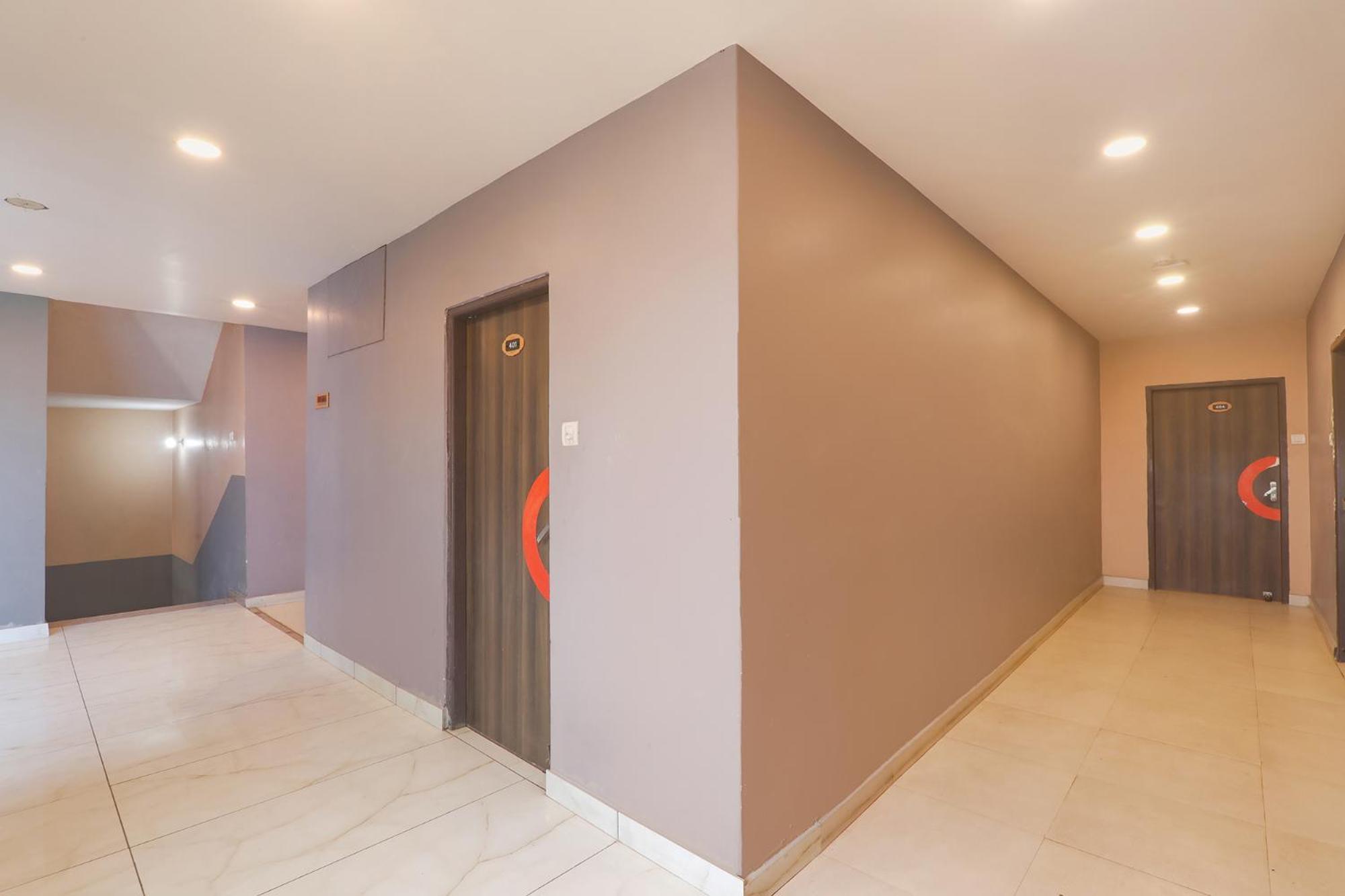 Fabhotel Swarn Banquet Kakarmatha Kültér fotó