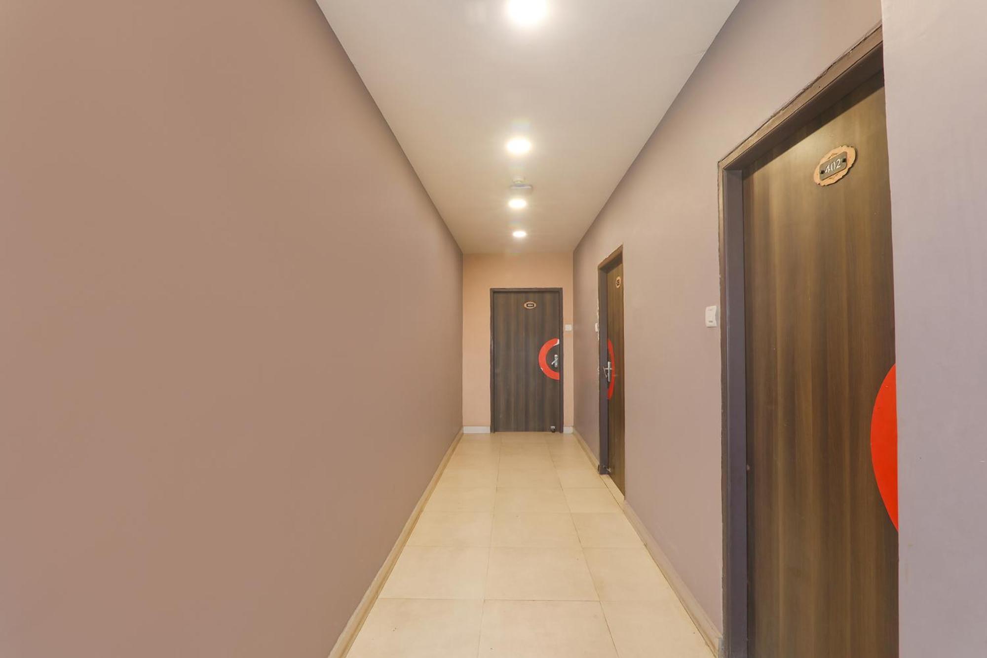 Fabhotel Swarn Banquet Kakarmatha Kültér fotó