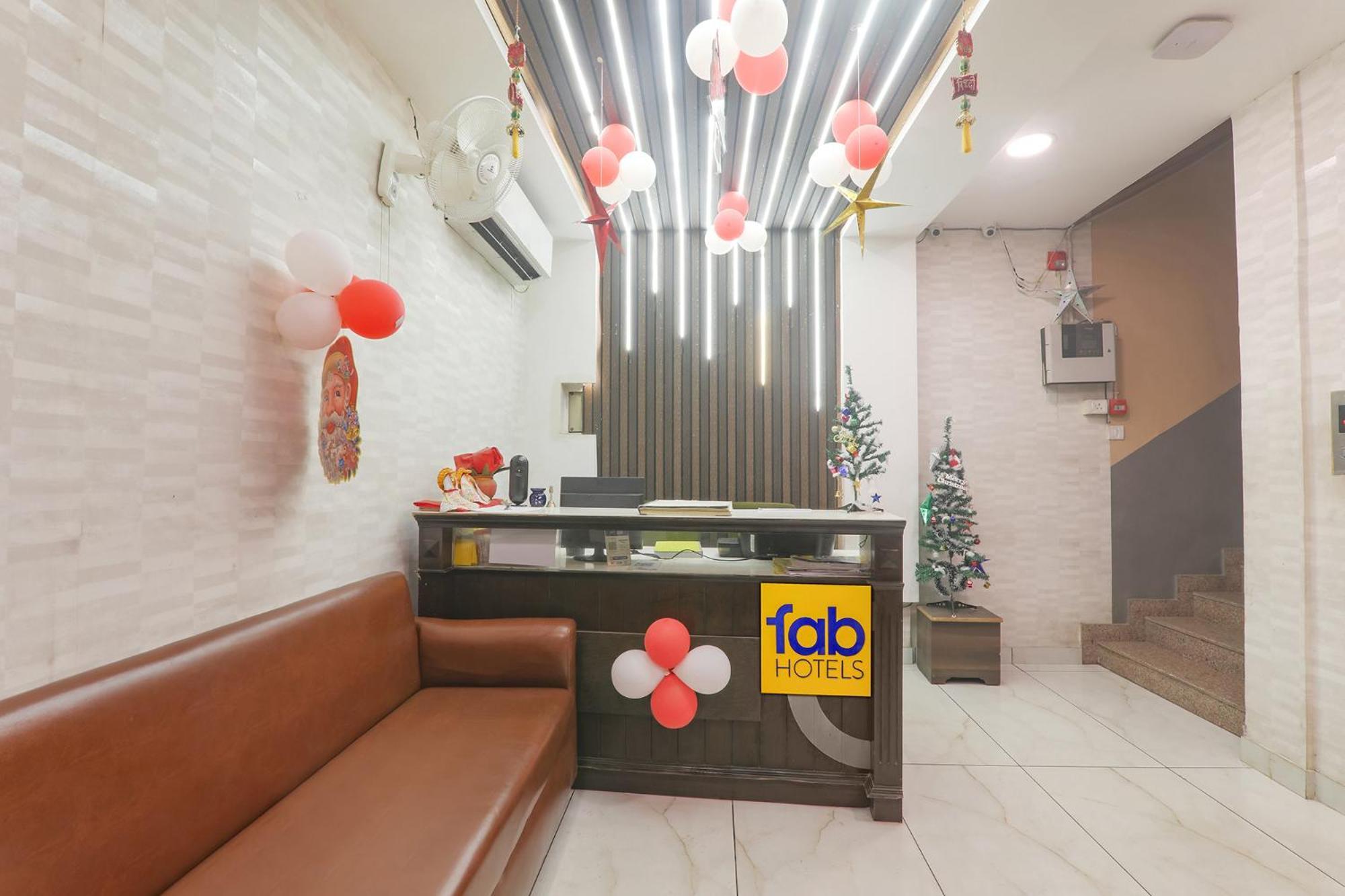 Fabhotel Swarn Banquet Kakarmatha Kültér fotó