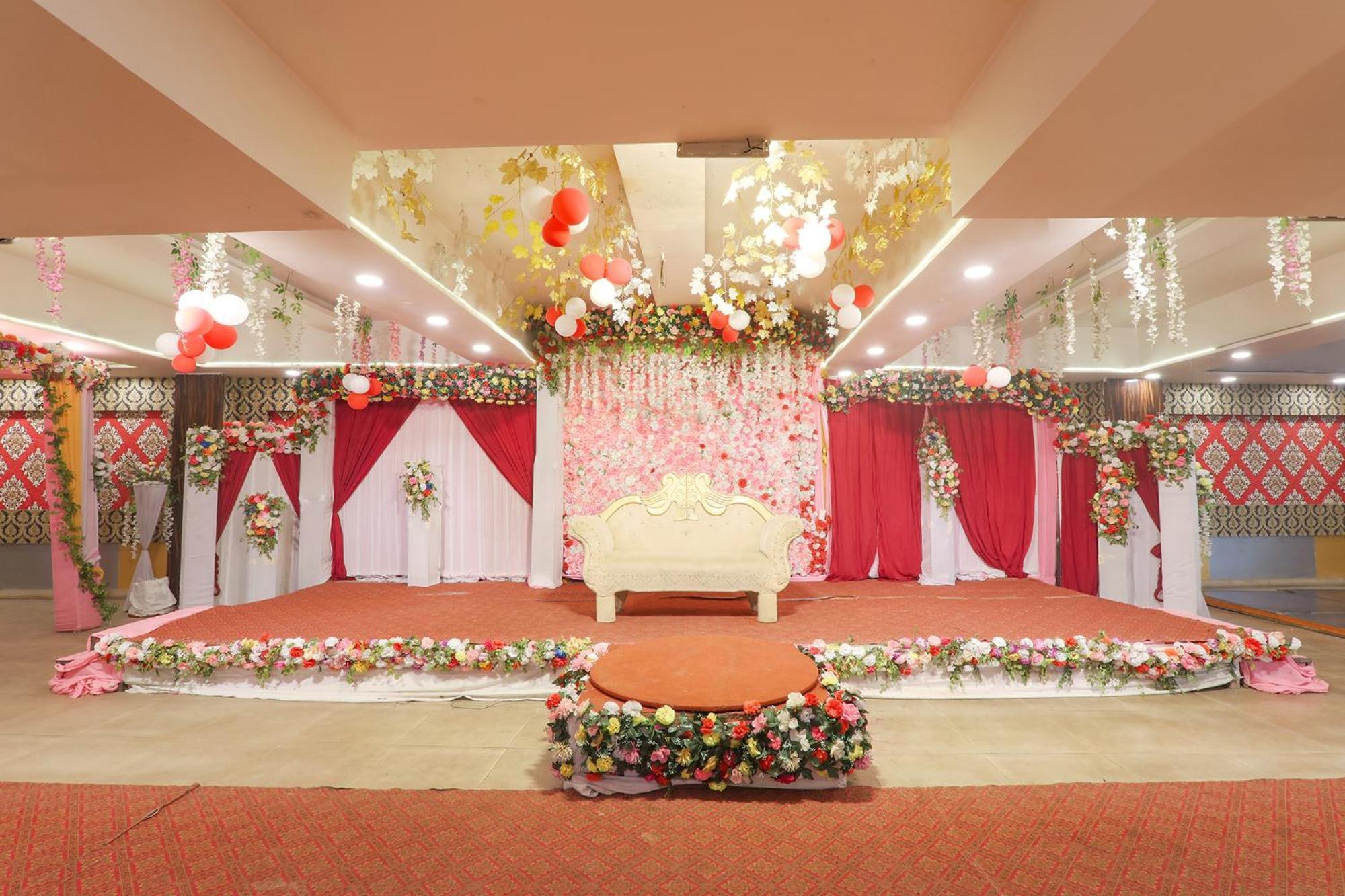 Fabhotel Swarn Banquet Kakarmatha Kültér fotó
